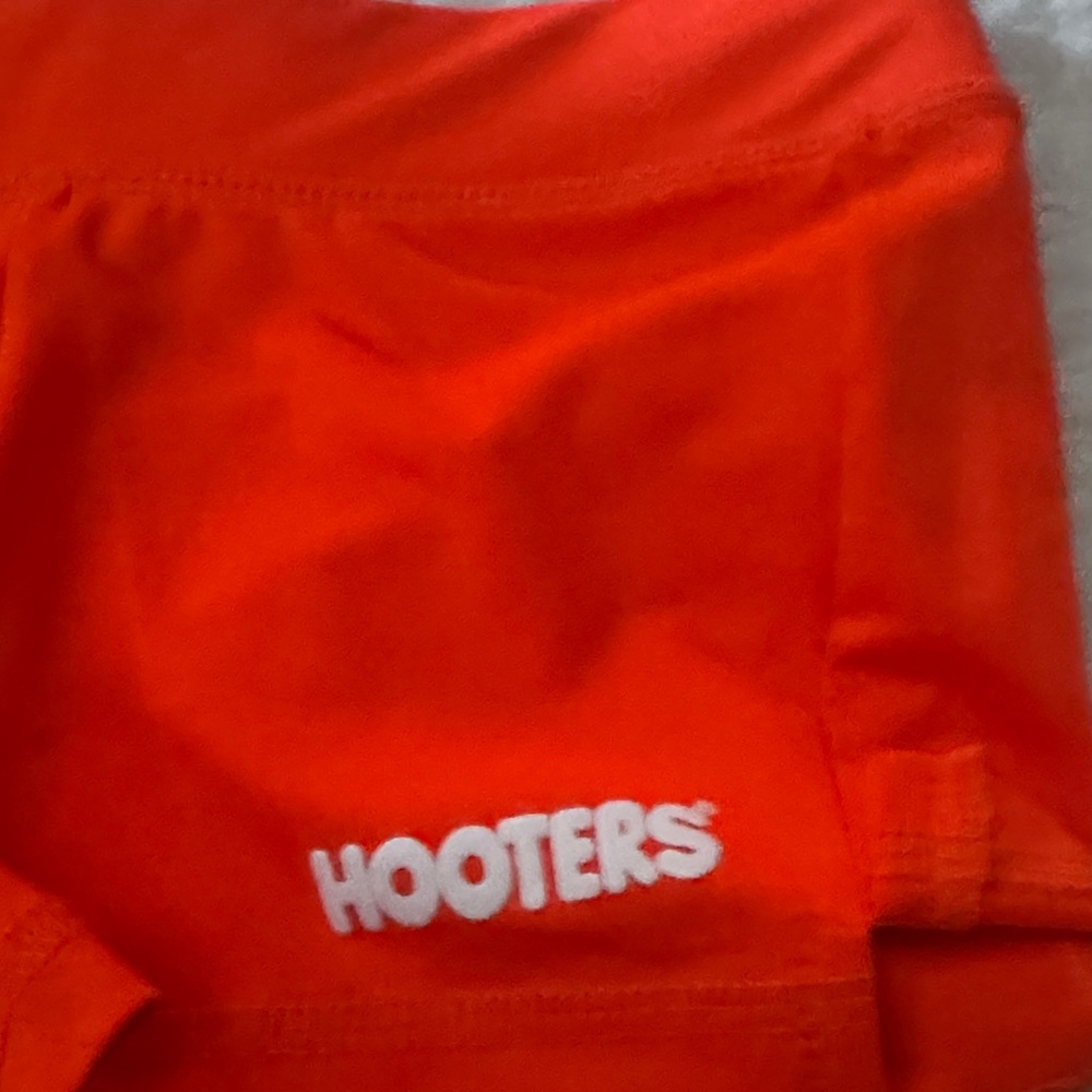 Hooters Shorts - Picture 5 of 6